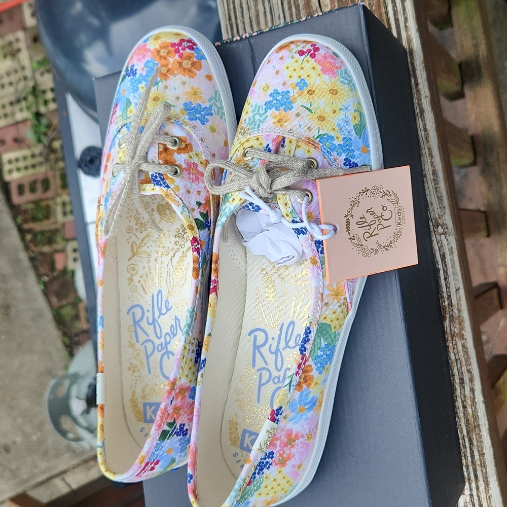 Keds tennis shoes size7 with Rifle Paper Co. Print